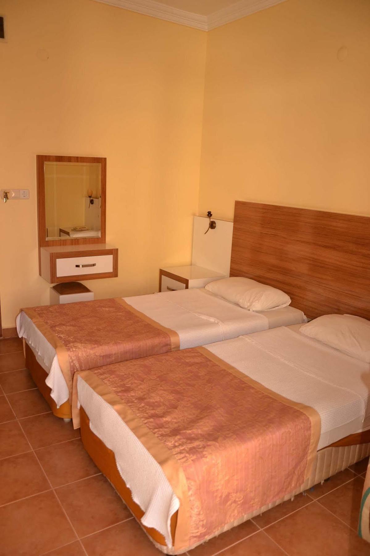 Otel Huzuray 2*